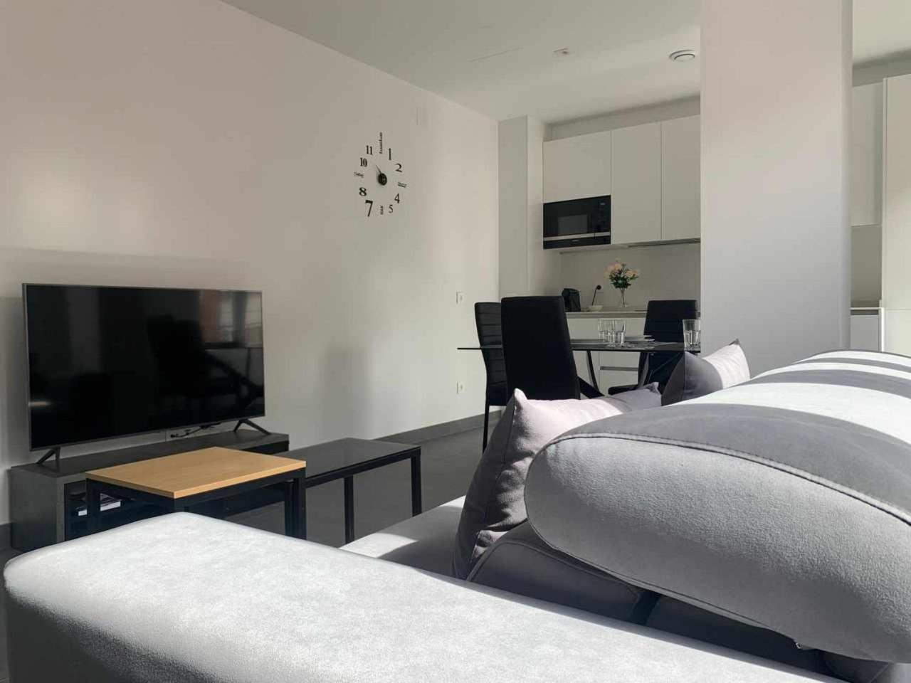 Ramon Y Cajal Suites De Luxe León Kültér fotó