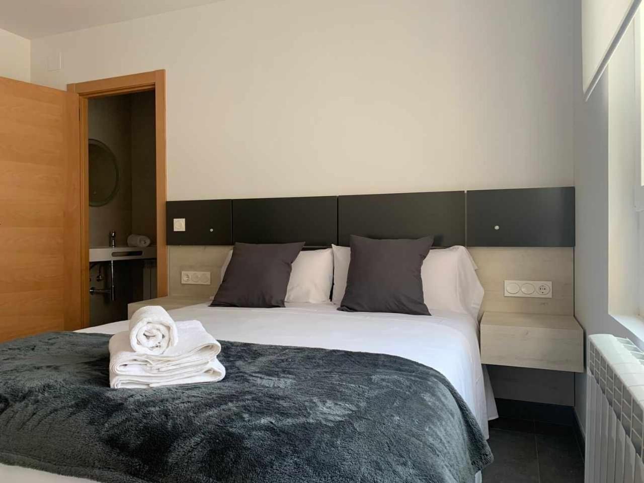 Ramon Y Cajal Suites De Luxe León Kültér fotó